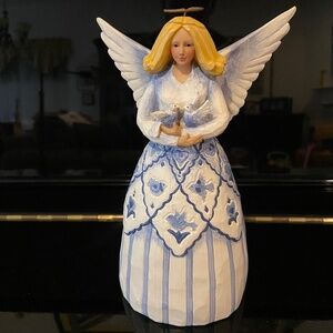 Jim Shore Heartwood Creek Blue Toile Angel with Birds Figurine; NIB; Christmas